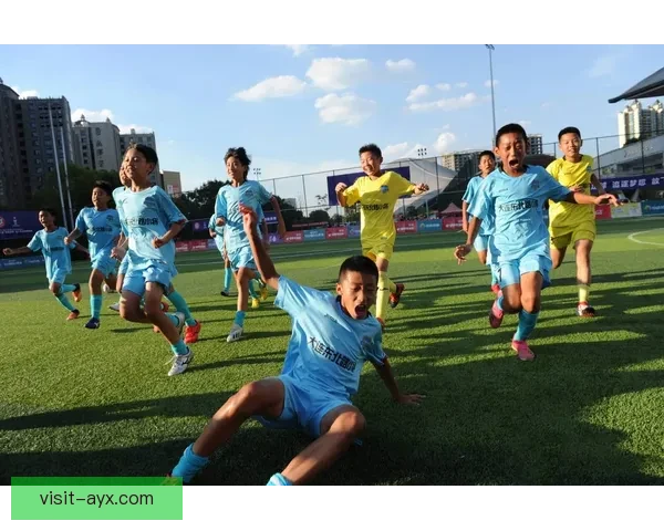 中国足球联赛迎来新篇章 多支球队加强阵容力争突破国际赛场