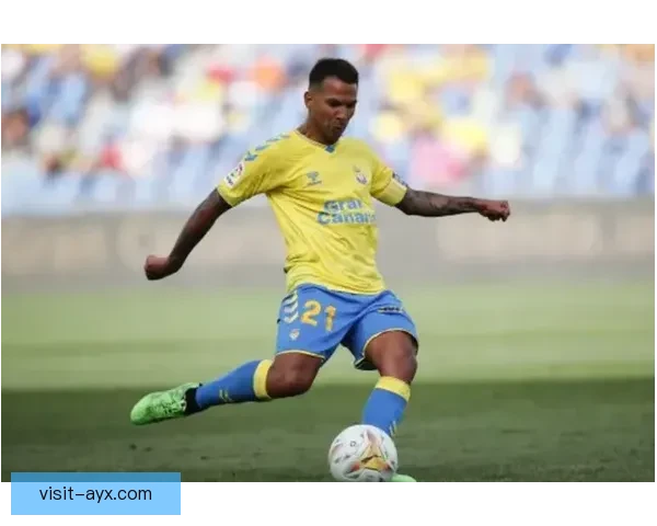 拉斯帕尔马斯俱乐部宣布新赛季阵容调整并计划加强青训体系