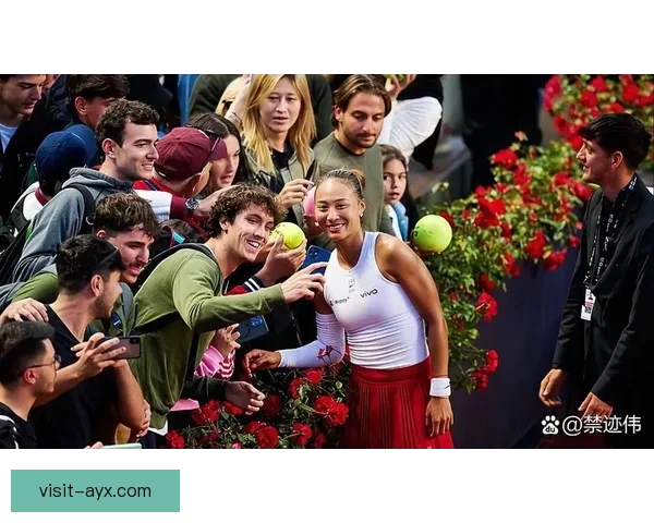 网球界最新动态：明星球员赛场表现与排名变化解析