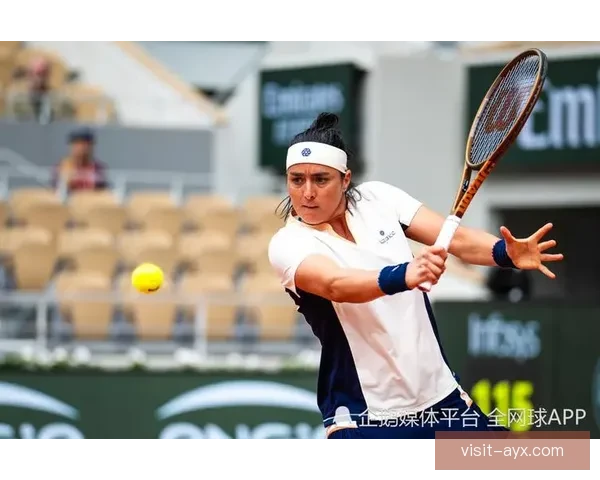 最新网球赛事回顾与前瞻 全球顶级选手竞争激烈赛季前瞻